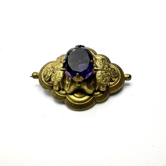 Victorian 1870s Gilt Brass Amethyst Brooch—Dimensional Leaf Design — GUC - Picture 5 of 10